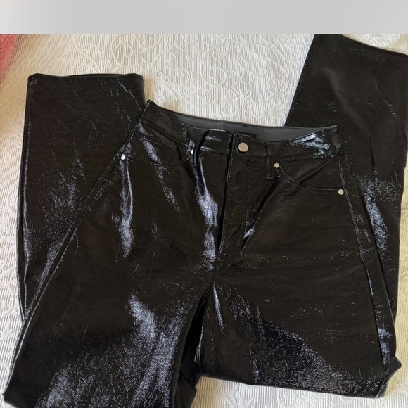 Express Denim - Express Black Straight Leg pants with Sleek Finish